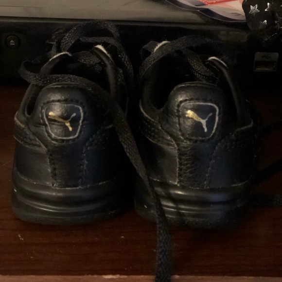 Children’s pumas - Picture 2 of 2